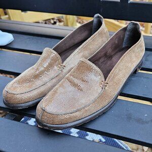 Stuart Weitzman Brown leather loafers Women’s Sz 8